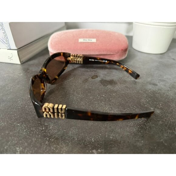 MIU MIU Glimpse D-frame acetate sunglasses - Picture 5 of 10